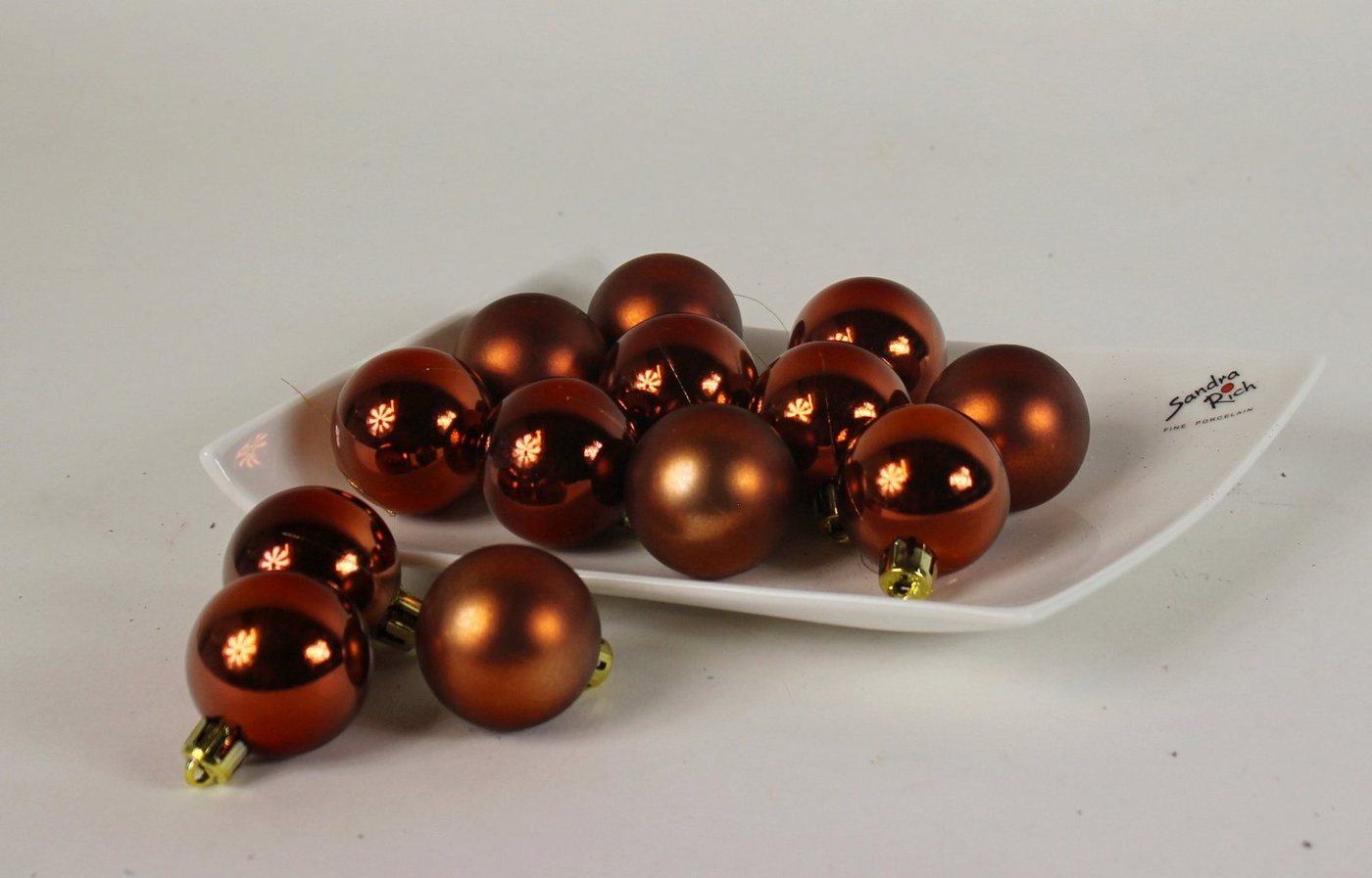 Lucht Weihnachtsbaumkugel Weihnachtskugeln Kunststoff 48 Stück braun 4 cm von Lucht Lucht Weihnachtsbaumkugel Weihnachtskugeln Kunststoff 48 Stück braun 4 cm von Lucht von Lucht