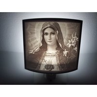 Nachtlicht Der Gottesmutter Maria Nachtlicht Der Gottesmutter Maria von Lucid3DPrinting