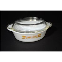 Fire King Oval Auflaufform Mit Original Deckel Golden Weat 1 1/2 Qt 467 Milchglas Servierplatte Ernte Weizen Vintage 1960Er Jahre Usa Fire King Oval Auflaufform Mit Original Deckel Golden Weat 1 1/2 Qt 467 Milchglas Servierplatte Ernte Weizen Vintage 1960Er Jahre Usa von LucysMidCentury