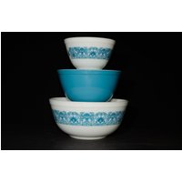 Pyrex Horizon Blue 3Er Set Schüsseln 401 402 Und 403 Vintage Pyrex 1960Er Jahre Apollo 11 Mond Usa von LucysMidCentury