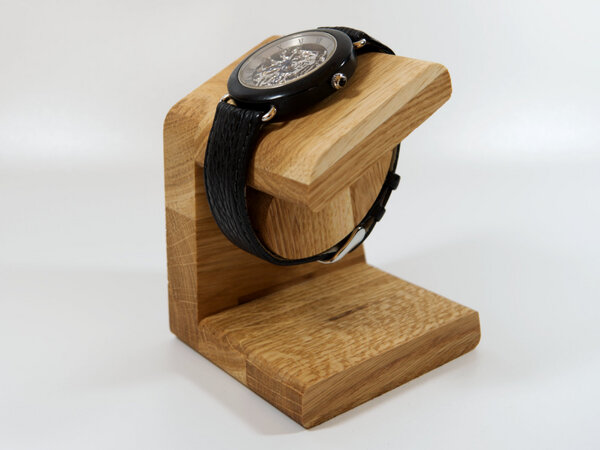 Lumboak Uhrenhalter aus Eichenholz von Lumboak