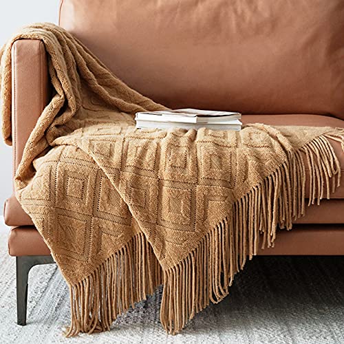 LumiSyne Gestrickte Decke Mit Quaste Einfarbig Jacquard Diamanten Muster Kuscheldecke Strickdecke Tagesdecke Überwurf Couchdecke Dekorative Decke Für Sofa Bett Beige 180x240cm von LumiSyne