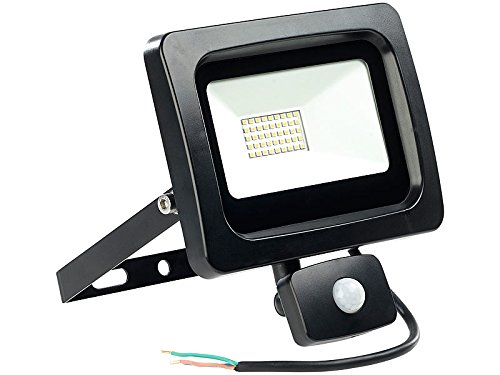 Luminea LED Aussen Fluter: LED-Fluter mit PIR-Sensor, 30 Watt, 2.400 Lumen, warmweiß, IP44 (LED-Strahler mit PIR-Sensor, Strahler für innen und aussen, Bewegungsmeldern) von Luminea