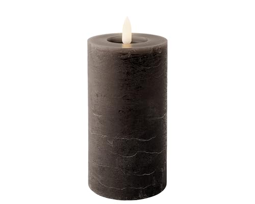 Lumineo LED Kerze mit Timerfunktion 7x15cm Wachs - flackernde Flamme Effekt - Echtwachskerze batteriebetrieben - Wachskerze Stumpenkerze Rustik Dunkelgrau Warmweiß von Lumineo