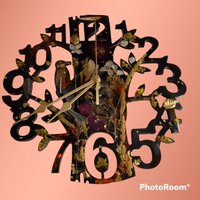 Handgemachte Epoxidharz-Wanduhr, Inspiriert Vom Herbst Und Mit Saisonalen Trockenblumen Eingelegt von MaebleArts