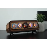 Große Nixie Tube Tischuhr In-4 + Dekatron Og-4, Gehäuse Aus Nussbaum von LuminoRetro