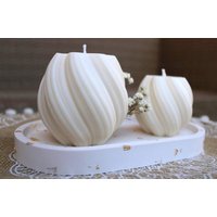 Geschenk | Gästegeschenk Spiralkerze Gedrehte Kerze 100% Deutscher Rapswachs von LuminousBloomsDE