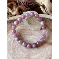 Lavendel Rosenquarz Perlenarmband, Lila Perlenarmband von LunaKaiCrystals