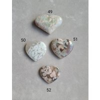 Grünes Blumen Achat Herz, Lila Rosa Blüte Selbstliebe Kristall, Beruhigender Heilendes Herz Chakra von LunaSkyCrystals