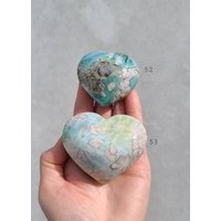 Grünes Blumen Achat Herz, Lila Rosa Blume Blüte Selbstfürsorge Kristall, Beruhigender Heilendes Herzchakra von LunaSkyCrystals