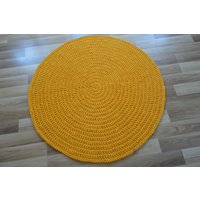 Gelber Runder Teppich Für Kinderzimmer, Geflochtener Teppich Kleiner Runder Badezimmerteppich, Kinderzimmer Dekor, Häkelteppich, Großer Häkelteppich von Lunarug