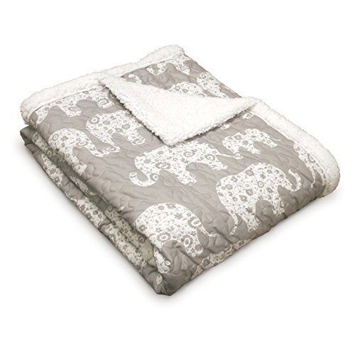 Lush Decor Überwurf, wendbare Sherpa-Decke, gesteppt, skurriles Design, Tierdruck, ideal für Bett, Couch oder Stuhl (Elephant Parade Gray, 127 x 152,4 cm) von Lush Decor