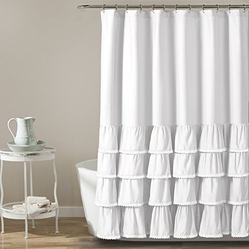 Lush Decor Ella Duschvorhang mit Rüschen-Spitzen-Design, Shabby Chic, Bauernhaus-Stil, Badezimmer, 182,9 x 183 cm, Weiß Lush Decor Ella Duschvorhang mit Rüschen-Spitzen-Design, Shabby Chic, Bauernhaus-Stil, Badezimmer, 182,9 x 183 cm, Weiß von Lush Decor