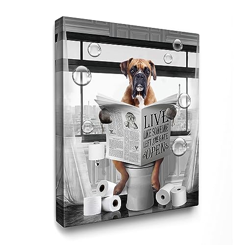 Luslya Lustiger Boxer Hund Badezimmer Wandkunst – niedlicher Hund sitzt auf der Toilette liest Zeitung Malerei – schwarz und weiß gerahmtes Poster für WC-Dekoration, 40,6 x 50,8 cm von Luslya