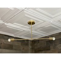 August Modern 2 Leuchtender Mid Century Kronleuchter von LustrousLumens