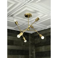 Linus Modern 6 Light Geometric Sputnik Mid Century Industrie Kronleuchter von LustrousLumens