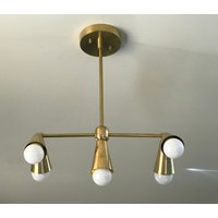 Mid Century Modern Industrieller Sputnik Kronleuchter Mid Century Modern Industrieller Sputnik Kronleuchter von LustrousLumens