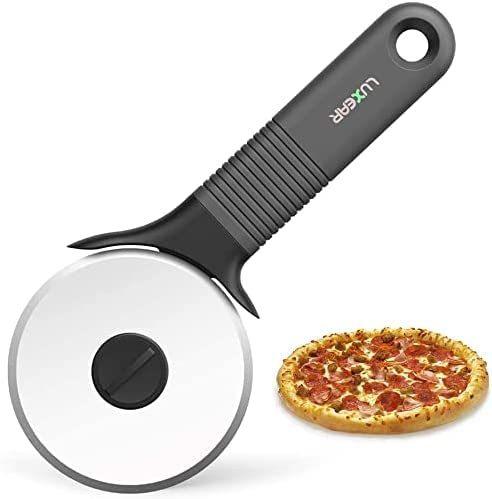 Luxear Pizzaschneider, Pizzaroller aus Edelstahl, Pizzamesser Pizza Cutter mit Schutzhülle, Pizza Schneider mit rutschfestem Griff, Pizzaschere Teigschneider für Pizza Kuchen Waffeln - Schwarz von Luxear