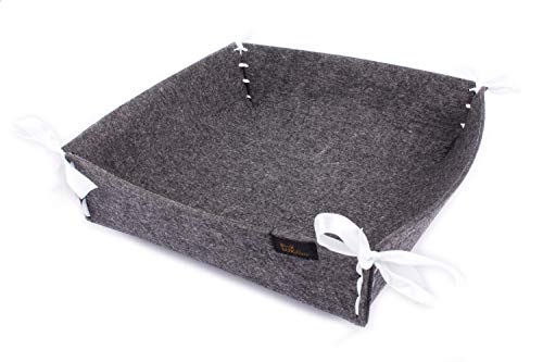 Großer Brotkorb aus Filz in dunkelgrau ca. 26x26cm groß XXL, waschbar, eckig/quadratisch, inkl. 3x4 Bändern in silber, hellblau und pink, ideal zum Frühstück, für Gastro, Obst-/Schmuckkorb Großer Brotkorb aus Filz in dunkelgrau ca. 26x26cm groß XXL, waschbar, eckig/quadratisch, inkl. 3x4 Bändern in silber, hellblau und pink, ideal zum Frühstück, für Gastro, Obst-/Schmuckkorb von Luxflair