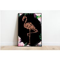 Flamingo Blumen Poster von LuxuryPosterPrints