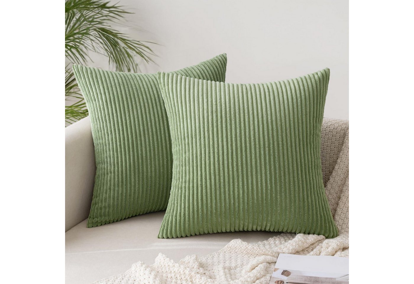 LuxusKollektion Hängedekoration Kissenbezug Kordsamt Dekokissen 45 x 45 cm 2 Stück Bohnengrün LuxusKollektion Hängedekoration Kissenbezug Kordsamt Dekokissen 45 x 45 cm 2 Stück Bohnengrün von LuxusKollektion