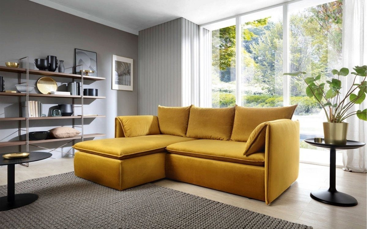 Luxusbetten24 Sofa Designer Sofa Zoe, aus echtem Samt von Luxusbetten24