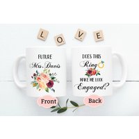 Personalisierte Braut Becher, Anpassbare Tut Dieser Ring Machen Mich Look Verlobt Zukunft Frau Geschenk Für Die Zu Sein, Benutzerdefinierte Becher von LuxyStudio