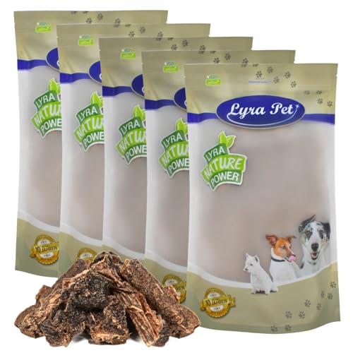 Lyra Pet® 5 kg Rindereuter | Naturbelassener Kausnack | Leckerli auch für ältere Hunde | Proteinhaltiger getrockneter Kauartikel | Leicht verdaulich | Fettarmer Kauartikel mit Nährstoffen von Lyra Pet