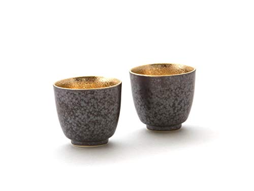 Miyazaki - Sake Becher Shuki aus japanischem Arita-Porzellan der Geschirr-Serie Shuki. 2er Set. 40 ml. Hergestellt in dem berühmten Arita Porzellan von M.style Miyazaki Co. LTD.