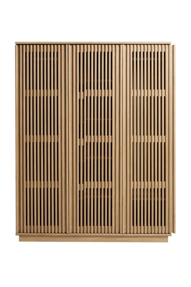MADE Kleiderschrank MADE.COM Tulma Dreitüriger Kleiderschrank (1-St) von MADE