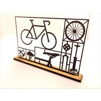 Rennrad Mit Equipment Da Darf Man Nichts Vergessen von MADEHOLZDESIGN