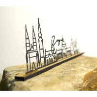 Zagreb Skyline Silhouette | Wanddeko Geschenkidee Für Kroatien - & Städtereisefans Zagreb Skyline Silhouette | Wanddeko Geschenkidee Für Kroatien - & Städtereisefans von MADEHOLZDESIGN