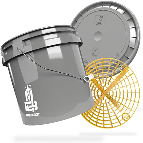 MAGIC BUCKET | Auto Handwäsche Bundle | Wascheimer mit passendem Eimer Deckel 3,5 US GALLONEN ca. 13 Liter | Mit Grit Guard Eimereinsatz Schmutzsieb | Waschset Grau/Gelb von MAGIC BUCKET