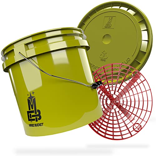 MAGIC BUCKET | Auto Handwäsche Bundle | Wascheimer mit passendem Eimer Deckel 3,5 US GALLONEN ca. 13 Liter | Mit Grit Guard Eimereinsatz Schmutzsieb | Waschset Khaki/Rot von MAGIC BUCKET