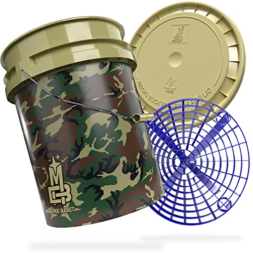 MAGIC BUCKET | Auto Handwäsche Bundle | Wascheimer mit passendem Eimer Deckel 5 US GALLONEN ca. 20 Liter | Mit Grit Guard Eimereinsatz Schmutzsieb | Waschset Camouflage Grün/Blau von MAGIC BUCKET