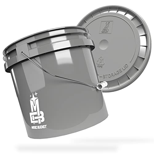 MAGIC BUCKET | Wascheimer Set für Auto Handwäsche Grau mit passendem Eimer Deckel | 3,5 US GALLONEN ca. 13 Liter | kompatibel mit Grit Guard, Detail Guardz Dirt Lock, Chemical Guys Dirt Trap MAGIC BUCKET | Wascheimer Set für Auto Handwäsche Grau mit passendem Eimer Deckel | 3,5 US GALLONEN ca. 13 Liter | kompatibel mit Grit Guard, Detail Guardz Dirt Lock, Chemical Guys Dirt Trap von MAGIC BUCKET