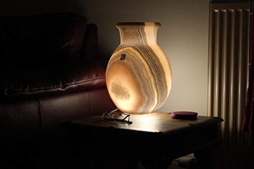 Maison Zoe Alabaster Steinlampe - Tischlampe kurvige Vasenform perfekt für Wohnzimmer - handgeschnitzte Nachttischlampe Schlafzimmer - Kinderzimmer ~ 4Kilos Maison Zoe Alabaster Steinlampe - Tischlampe kurvige Vasenform perfekt für Wohnzimmer - handgeschnitzte Nachttischlampe Schlafzimmer - Kinderzimmer ~ 4Kilos von MAISON ZOE HANDMADE ACCESSORIES