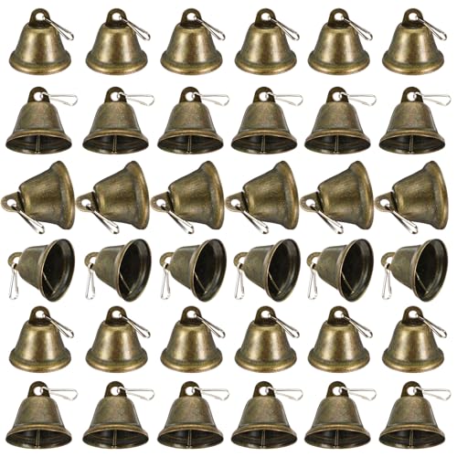 100 Stück bronzefarbene Glöckchen mit Federhaken, 3,8 x 4,9 cm, Vintage-Stil, kleine Glocken mit Federhaken für Weihnachten, Basteln, Windspiel, Hundetöpfchentraining, Türklingel, Hochzeitsdekoration 100 Stück bronzefarbene Glöckchen mit Federhaken, 3,8 x 4,9 cm, Vintage-Stil, kleine Glocken mit Federhaken für Weihnachten, Basteln, Windspiel, Hundetöpfchentraining, Türklingel, Hochzeitsdekoration von MAQUITA