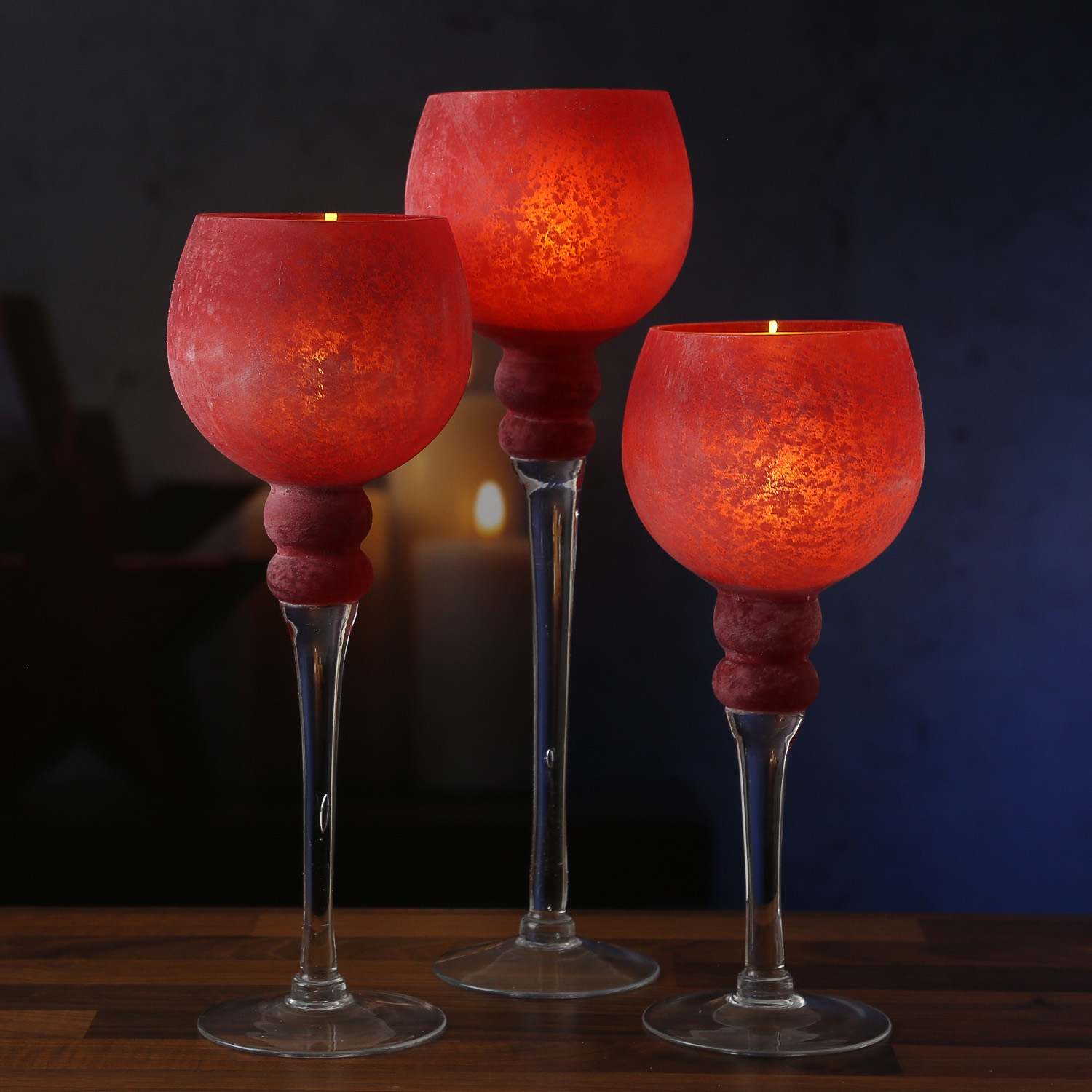 Kerzenhalter Kelch FROST - Windlicht - Glas - 3 Höhen - gefrostet und rot satiniert - 3er Set Kerzenhalter Kelch FROST - Windlicht - Glas - 3 Höhen - gefrostet und rot satiniert - 3er Set von MARELIDA