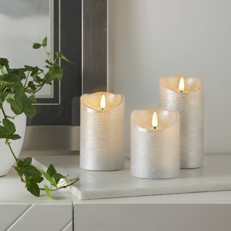 LED Kerzenset FLAMME - Rustik-Optik - Echtwachs - 3D Flamme - 3 Größen - Timer - silber - 3er Set von MARELIDA