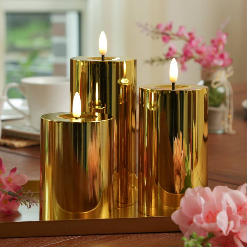LED Kerzenset - Kunststoff - Timer - 3 Größen - D: 7,5cm - gold glänzend - 3er Set von MARELIDA