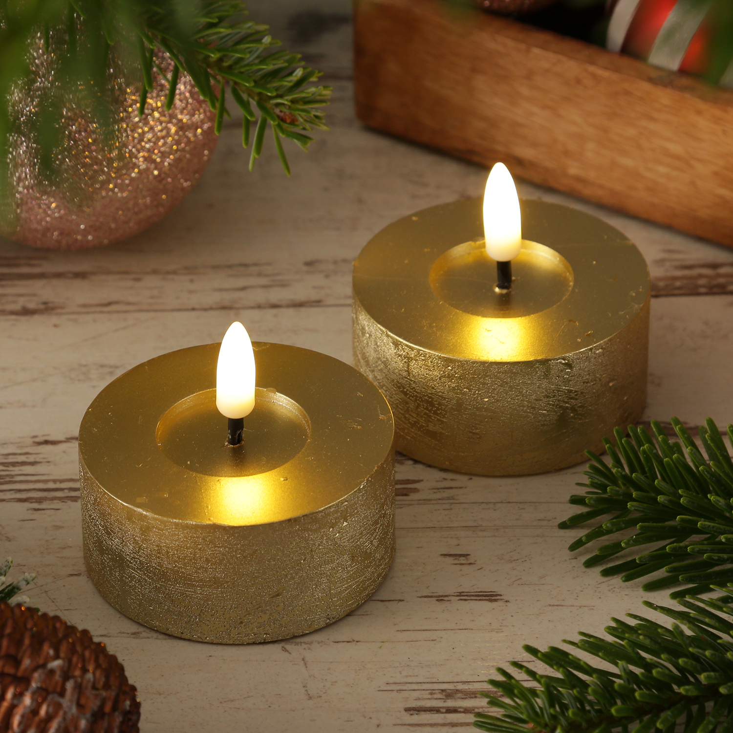 LED Maxi Teelichter LINA - Rustik-Optik - Echtwachs - Timer - D: 7cm - H: 6cm - gold - 2 Stück LED Maxi Teelichter LINA - Rustik-Optik - Echtwachs - Timer - D: 7cm - H: 6cm - gold - 2 Stück von MARELIDA