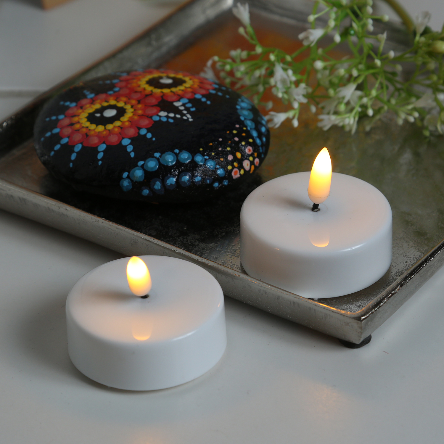 LED Maxi Teelichter - flackernde 3D Flamme - Batteriebetrieb - Timer - D: 6cm - weiß - 2er Set LED Maxi Teelichter - flackernde 3D Flamme - Batteriebetrieb - Timer - D: 6cm - weiß - 2er Set von MARELIDA