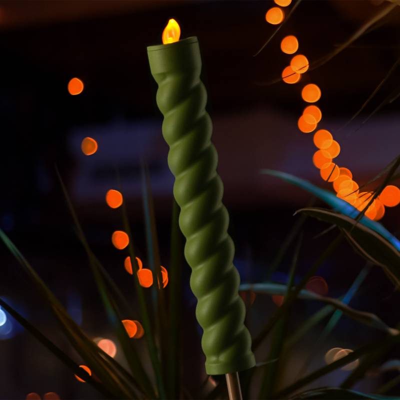 LED Solar Stabkerze TWIST - Gartenstecker - gelbe LED - H: 106cm - Dämmerungssensor - grün von MARELIDA