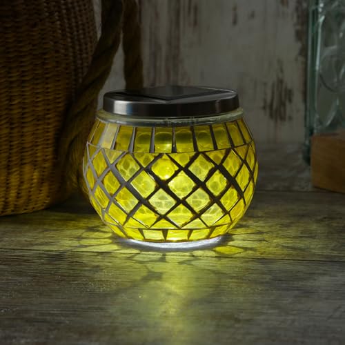LED Solar Windlicht Mosaik Solarglas Mosaikglas Tischleuchte dekorative Solarleuchte kaltweiße LED mit Lichtsensor H: 9cm für Außen Terrasse Balkon gelb LED Solar Windlicht Mosaik Solarglas Mosaikglas Tischleuchte dekorative Solarleuchte kaltweiße LED mit Lichtsensor H: 9cm für Außen Terrasse Balkon gelb von MARELIDA