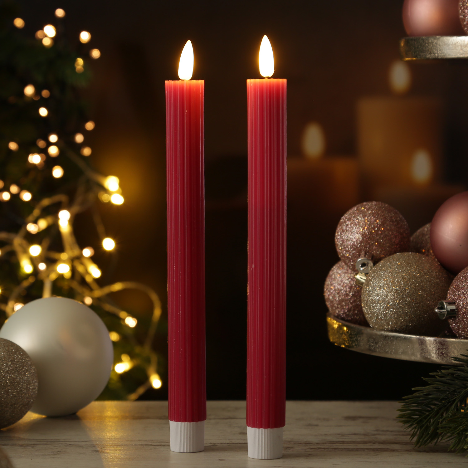 LED Stabkerzen LIV - gerillt - Echtwachs - flackernd - H: 25cm - Timer - beerenrot - 2er Set von MARELIDA