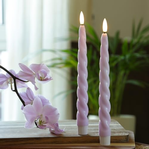 LED Stabkerzen Twist Tafelkerzen Dinnerkerzen aus Echtwachs Spitzkerzen in gedrehter Form mit flackernder 3D Flamme H: 25cm (flieder) von MARELIDA