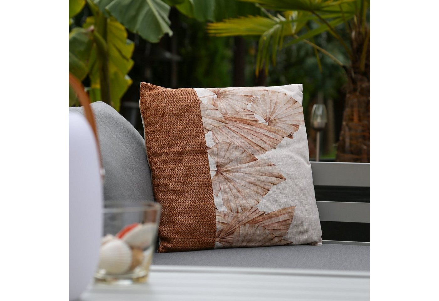 MARELIDA Dekokissen Garten Kissen Blätter wasserabweisend Outdoor Außen Lounge beige 44cm von MARELIDA