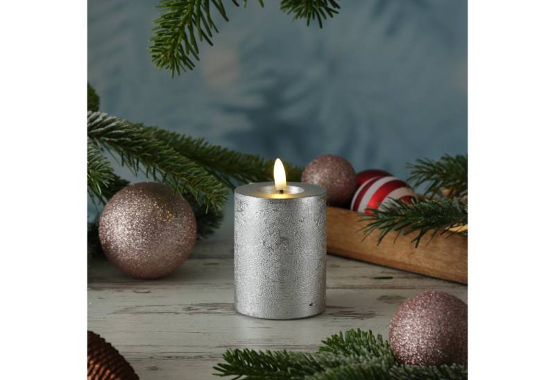 MARELIDA LED-Kerze LINA Rustik Optik Echtwachskerze flackernd Timer H: 11cm D: 7cm silber MARELIDA LED-Kerze LINA Rustik Optik Echtwachskerze flackernd Timer H: 11cm D: 7cm silber von MARELIDA