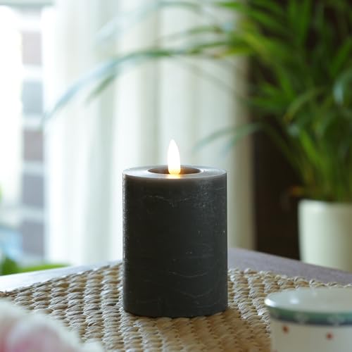 MARELIDA LED Kerze in Rustik Optik Echtwachskerze Stumpenkerze mit leicht flackernder Flamme und Timer Wachskerze für Innen in grau (D: 7cm - H: 11cm) von MARELIDA
